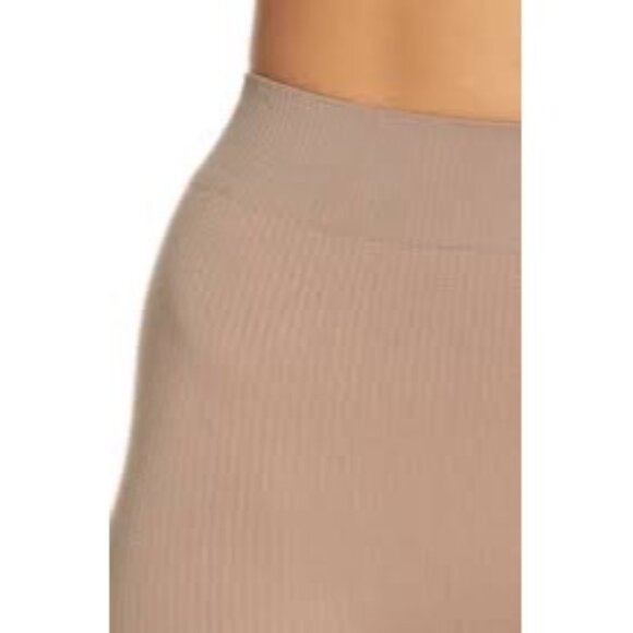 SKIMS Stretch Rib Bike Short NEW Desert XXS/XS - Picture 5 of 11